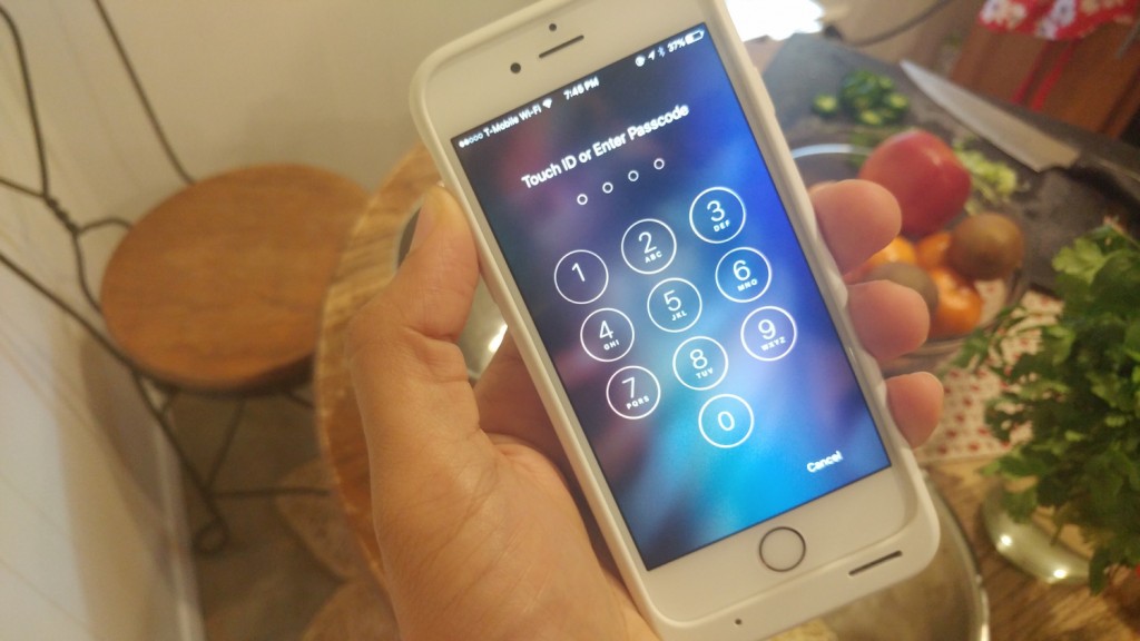 Apple corrige los errores de seguridad con Siri en iOS 9.3.1